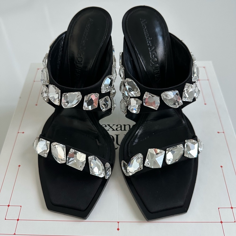 Mild use Alexander McQueen Crystal heels sandals.Size 39 made in Italy